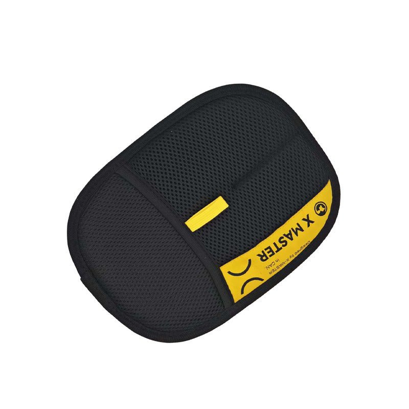 Pet static hair removal gloves with bi - directional brushing to remove cat and dog hair, powerful hair removal for pets, and pet cleaning products - Glitch 69